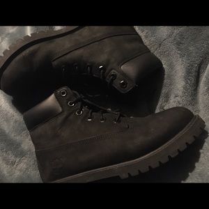 Black Timberlands